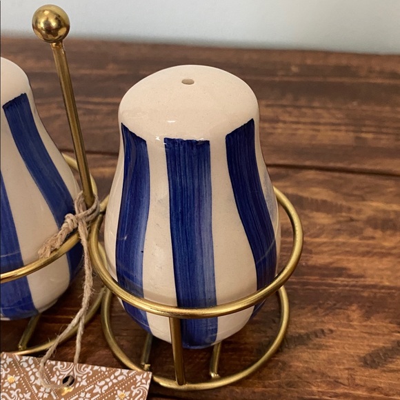 Salt & Pepper Shakers w/ Holder - Picture 3 of 15